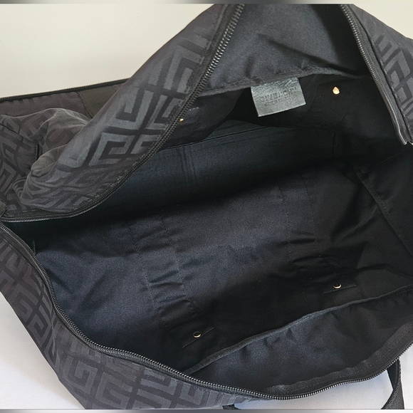 EVC Givenchy Monogram Packable Weekender Travel Bag – Black Nylon W/Tassels - Picture 4 of 15